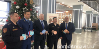 В Армавире глава города открыл «Елку желаний» - GorodArmavir.Ru